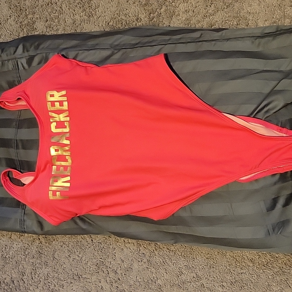Hot pink one piece - Picture 2 of 7